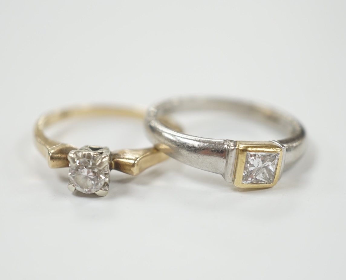 A modern platinum and solitaire princess cut diamond set ring, size K, gross weight 4.4 grams, together with a 9ct gold and illusion set solitaire diamond ring.